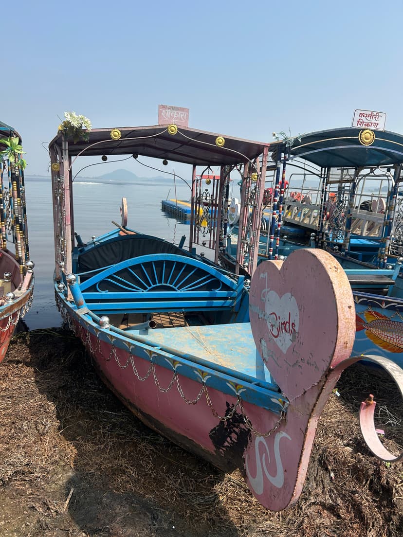 Shikara Boating at Patratu